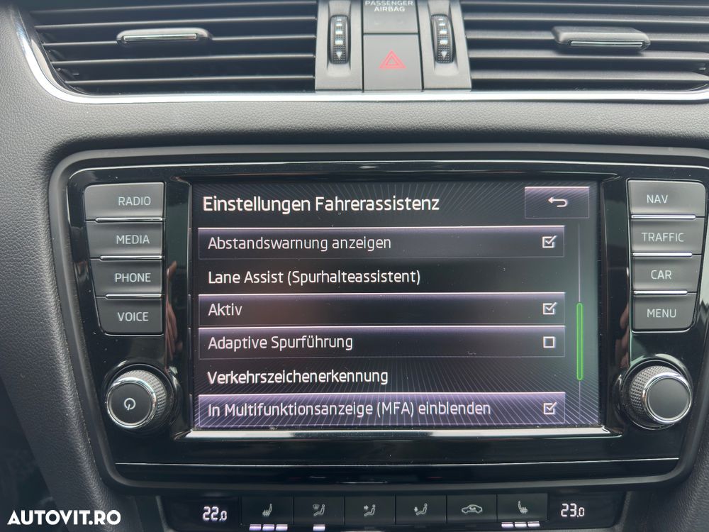 Skoda Octavia 2.0 TDI RS DSG - 32