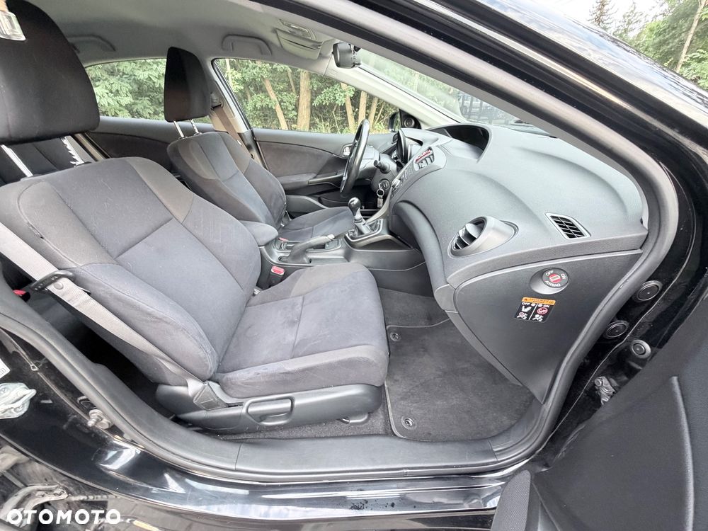 Honda Civic 1.8 Sport - 16