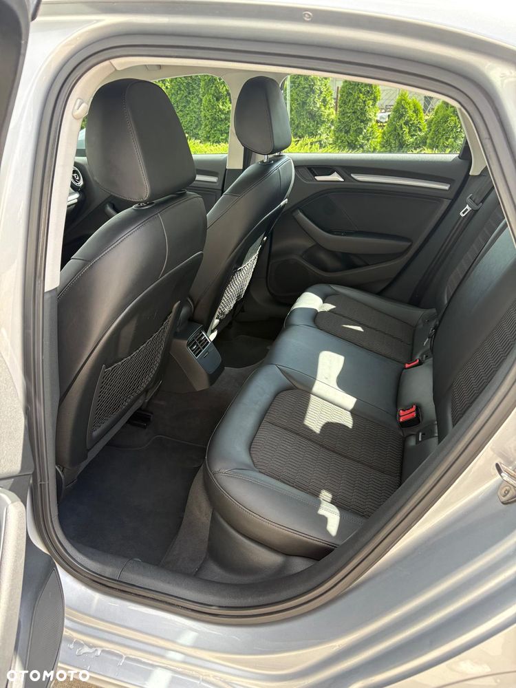 Audi A3 Limousine 2.0 TDI (clean diesel) Ambiente - 12