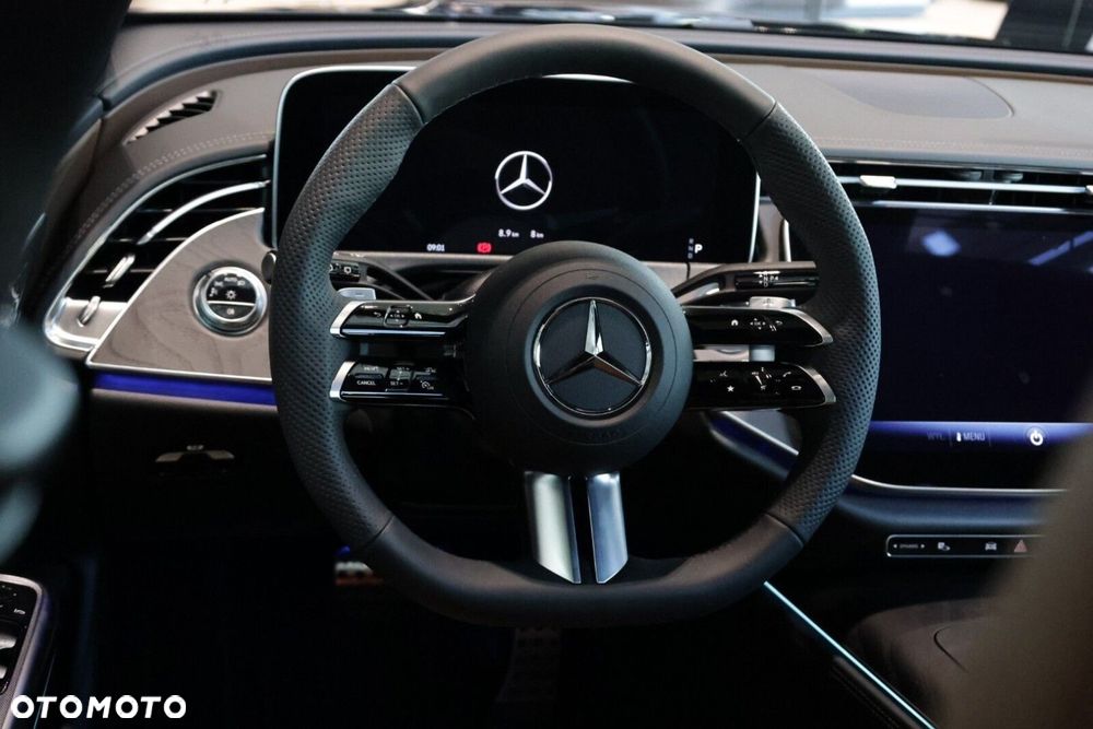 Mercedes-Benz Klasa E - 20