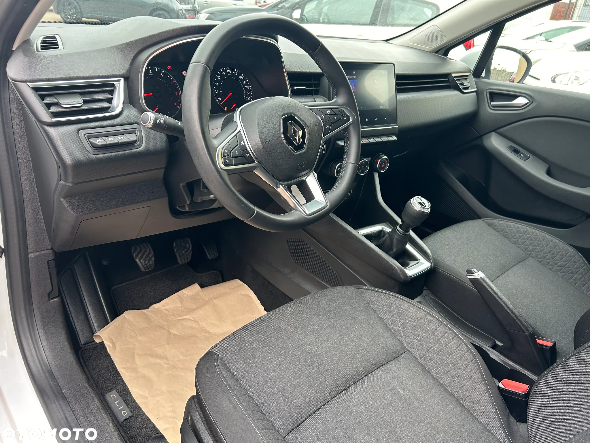Renault Clio TCe 90 ESPIRIT ALPINE - 6