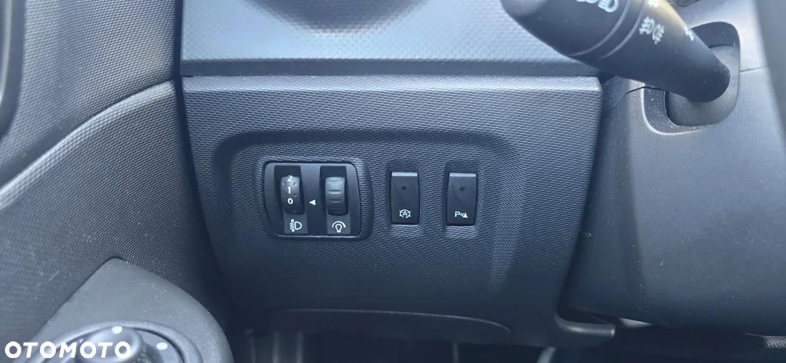 Renault Captur (ENERGY) dCi 90 LIMITED - 18