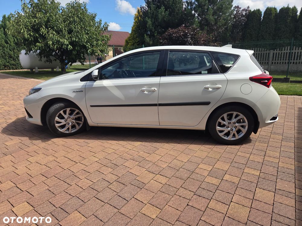 Toyota Auris Hybrid 135 Premium - 5