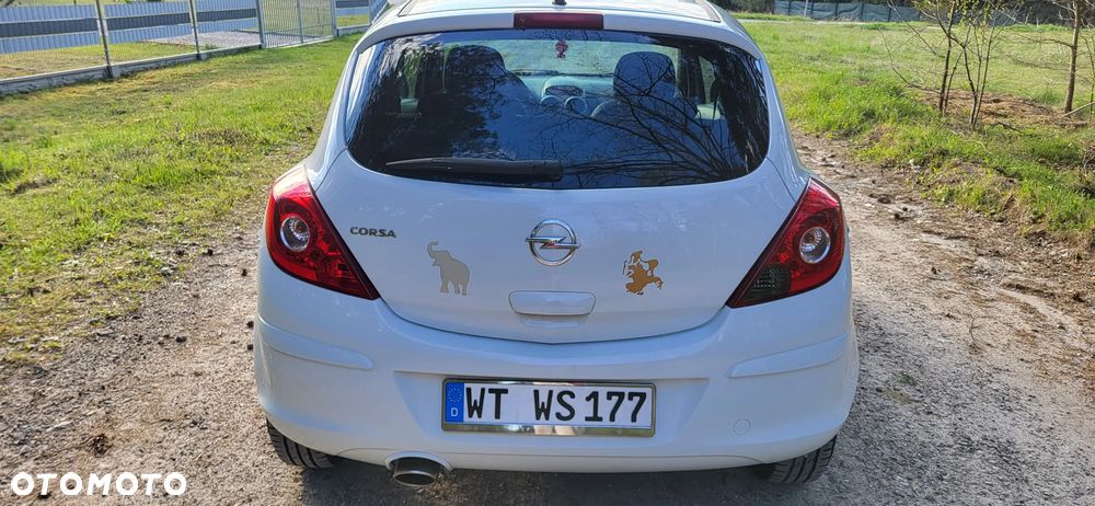 Opel Corsa 1.4 16V Satellite - 4