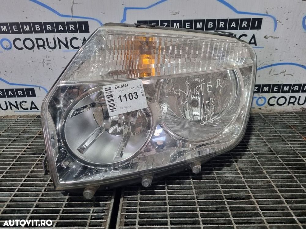 Far Stanga Dacia Duster 2010 - 2013 SUV 4 Usi (1103) Fara xenon CLEMA RUPTA - 1