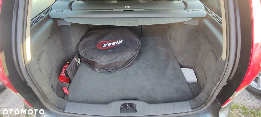 Volvo V50 1.8 - 15