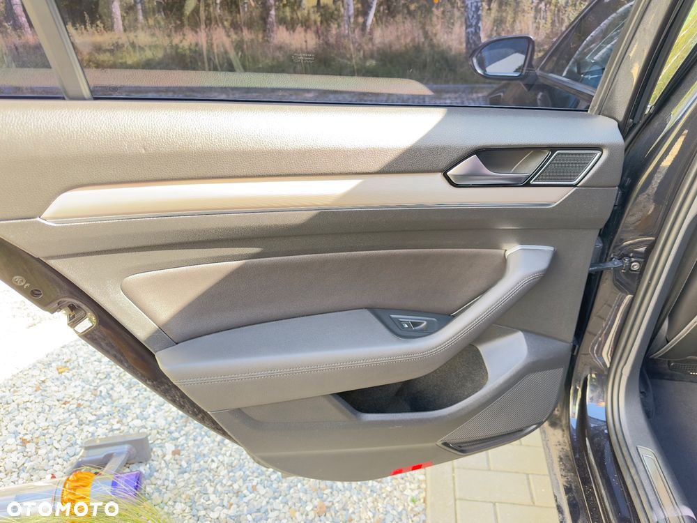 Volkswagen Passat 2.0 TDI BMT Highline DSG - 20