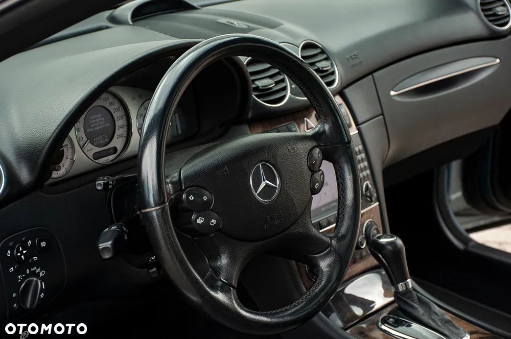 Mercedes-Benz CLK 350 7G-TRONIC Avantgarde - 20