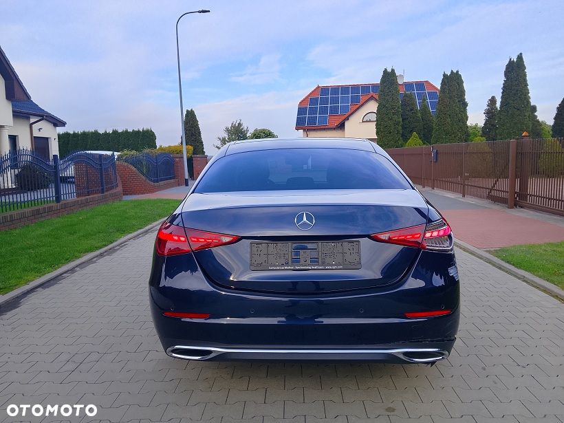 Mercedes-Benz Klasa C 220 d mHEV - 4