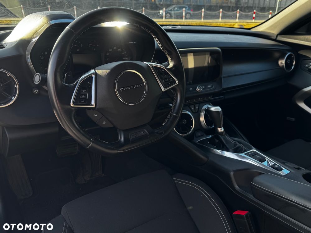 Chevrolet Camaro 2.0 - 10