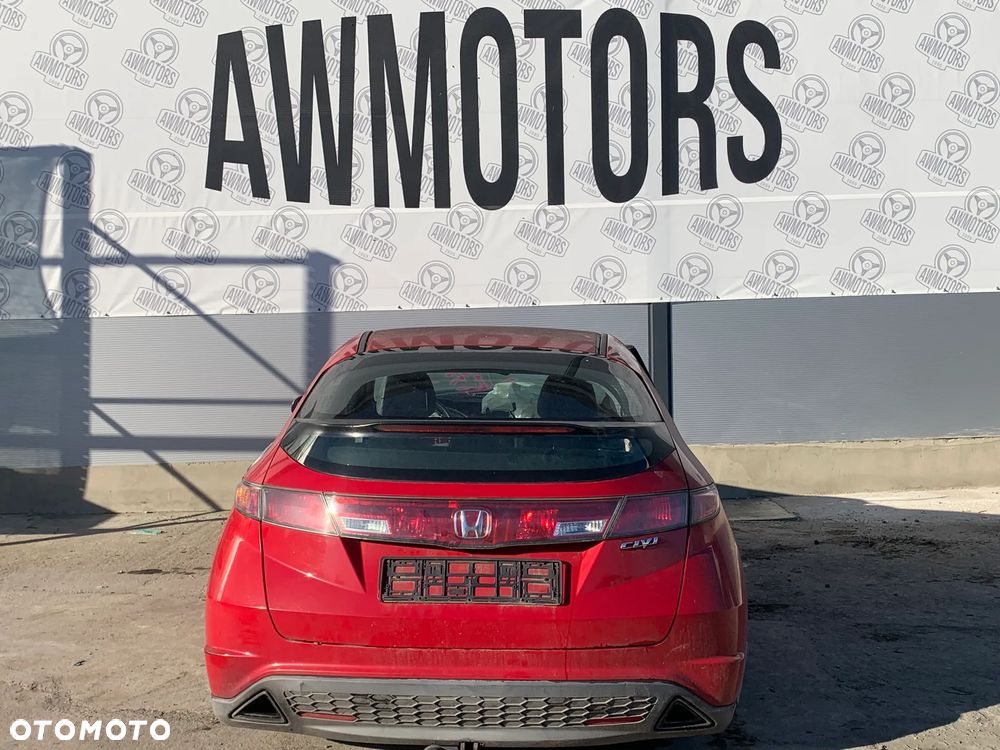 HONDA CIVIC 2006 *SAMOCHÓD NA CZĘŚCI* 2614 MASKA, LAMPA, DRZWI, LUSTERKO, ZDERZAK, GRILL, BŁOTNIK, KLAPA, BELKA, DESKA, FOTELE, KANAPA, ĆWIARTKA, KIEROWNICA, TARCZE, ZACISKI, ZAWIESZENIE, KOMPLETNY PRZÓD, KOMPLETNY TYŁ, LICZNIK, ZEGARY, PRAWE LEWE PRZÓD TYŁ - 2