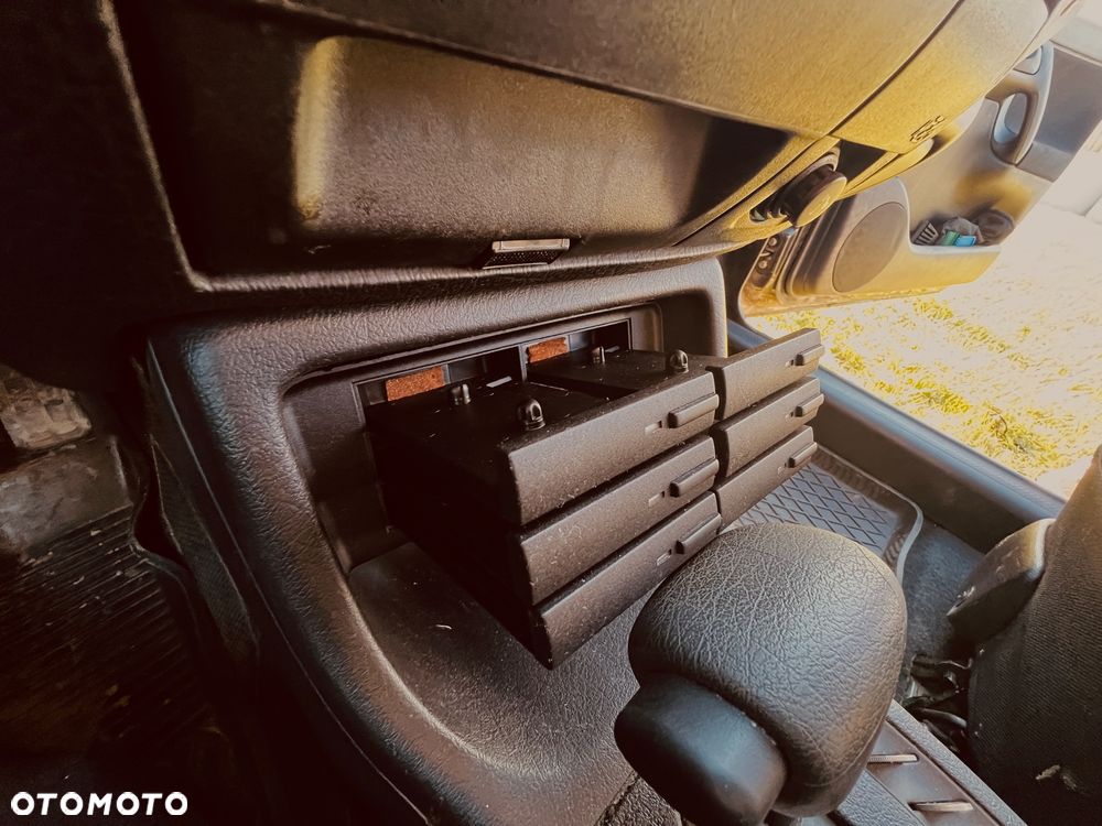 Volkswagen Golf - 9