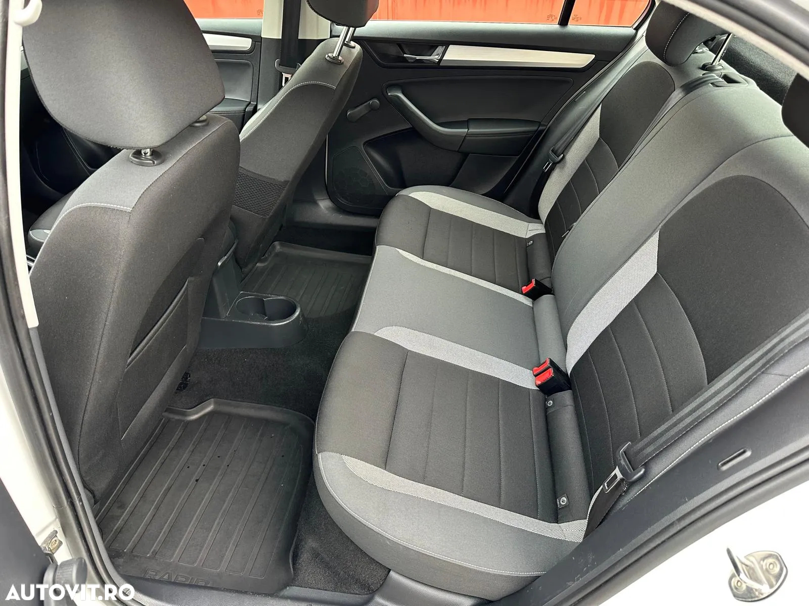 Skoda RAPID - 9