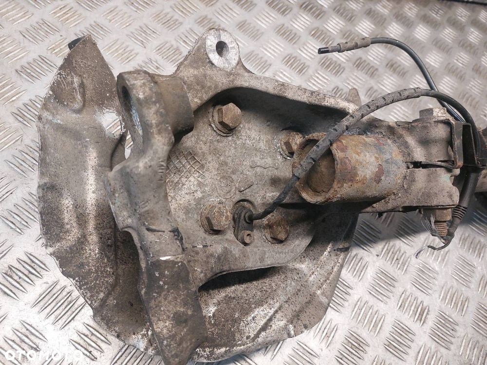 AMORTYZATOR SPRĘŻYNA ZWROTNICA LEWY PRZÓD BMW E87 118d 6786023 - 7