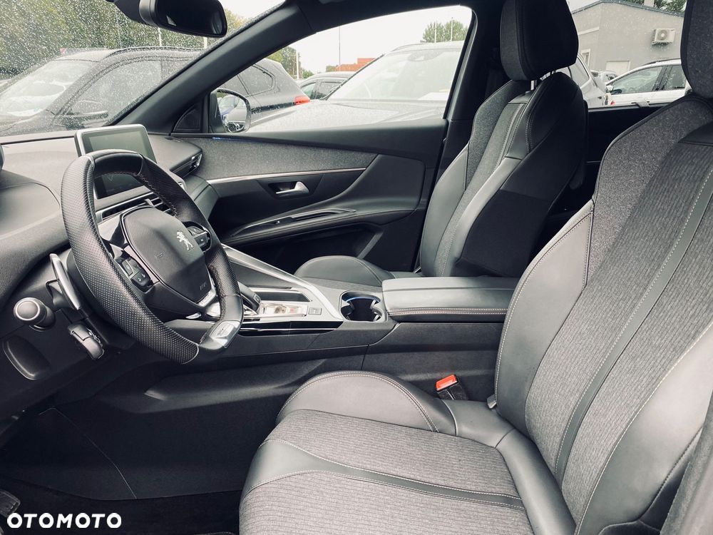 Peugeot 5008 BlueHDI 130 EAT8 GT - 28