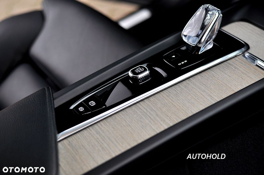 Volvo XC 60 B4 D AWD Geartronic Inscription - 21