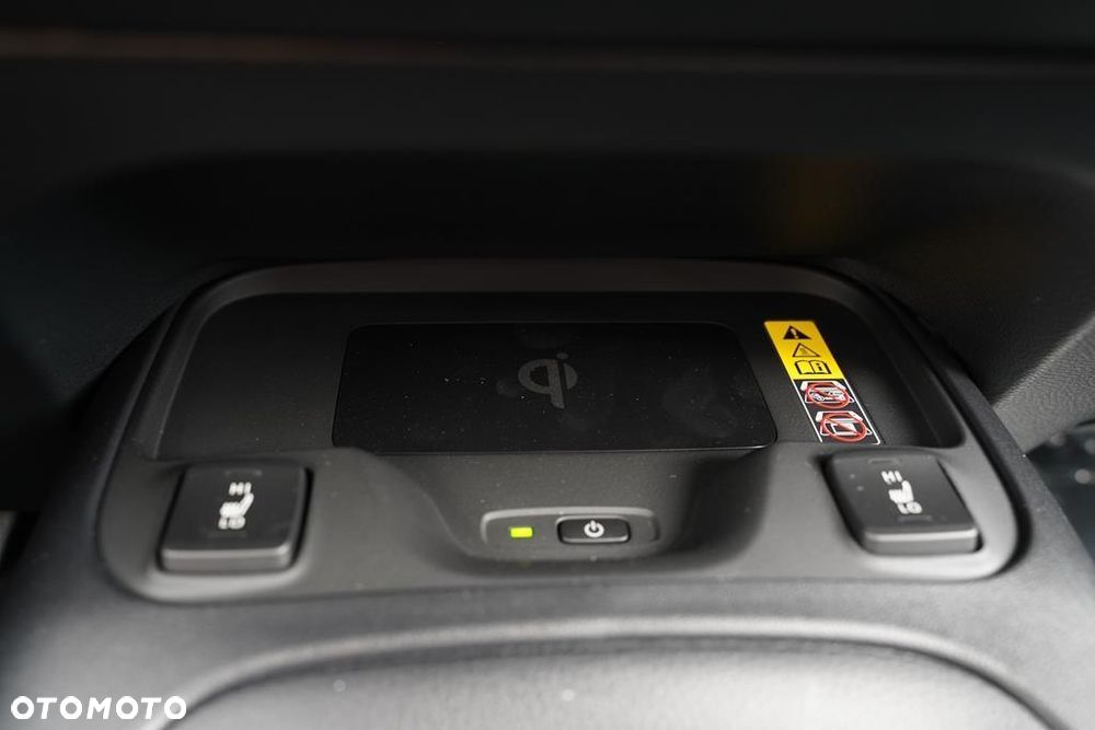 Toyota Corolla 1.8 Hybrid Comfort - 19