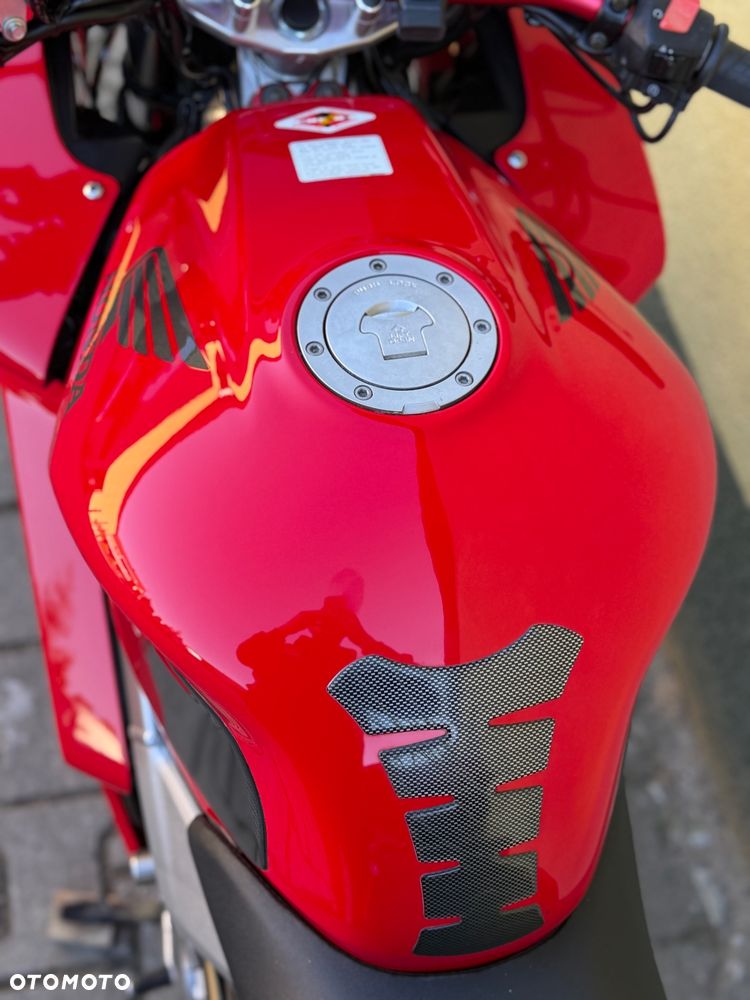 Honda VFR - 34
