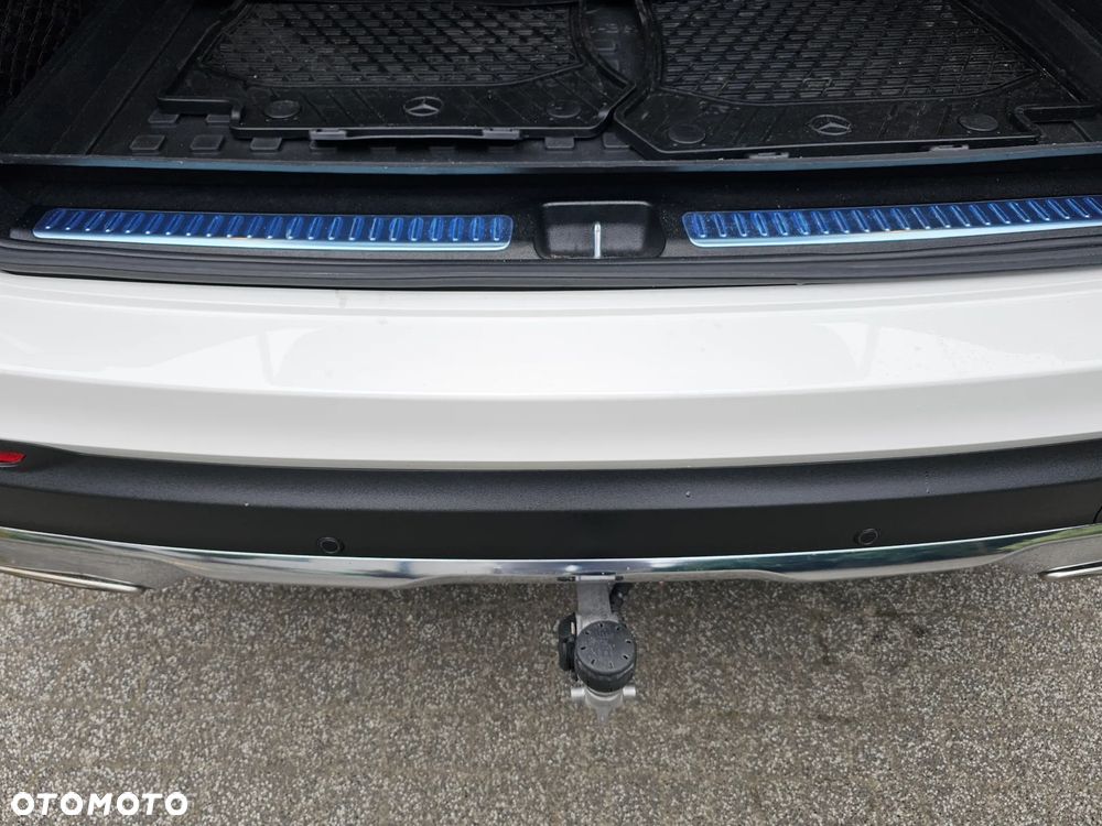 Mercedes-Benz GLC 250 4Matic 9G-TRONIC Exclusive - 11