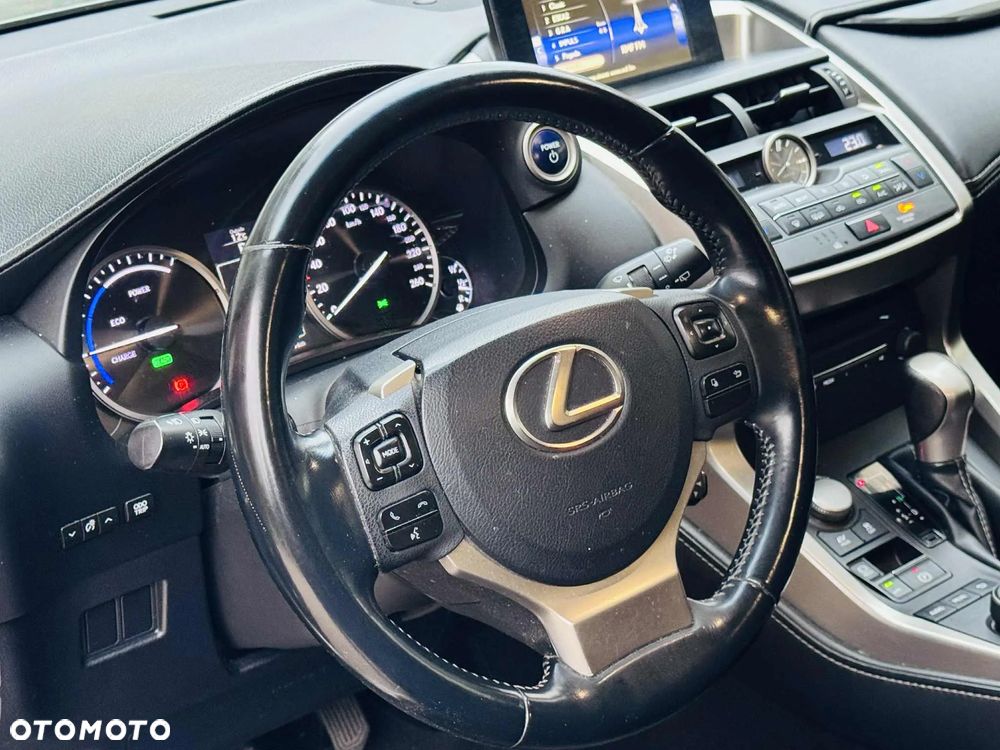 Lexus NX 300h Elite 2WD - 21