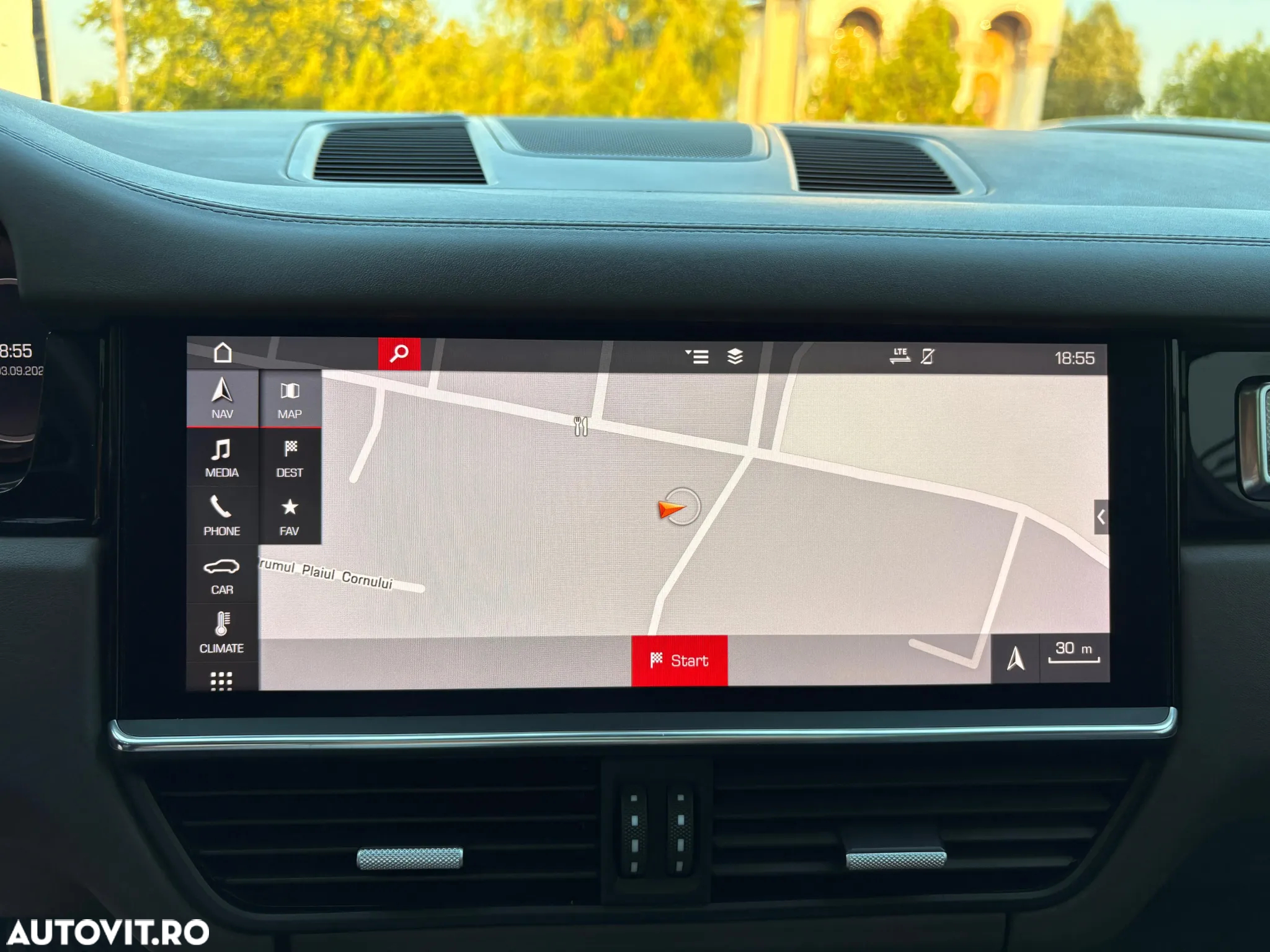 Porsche Cayenne Standard - 14