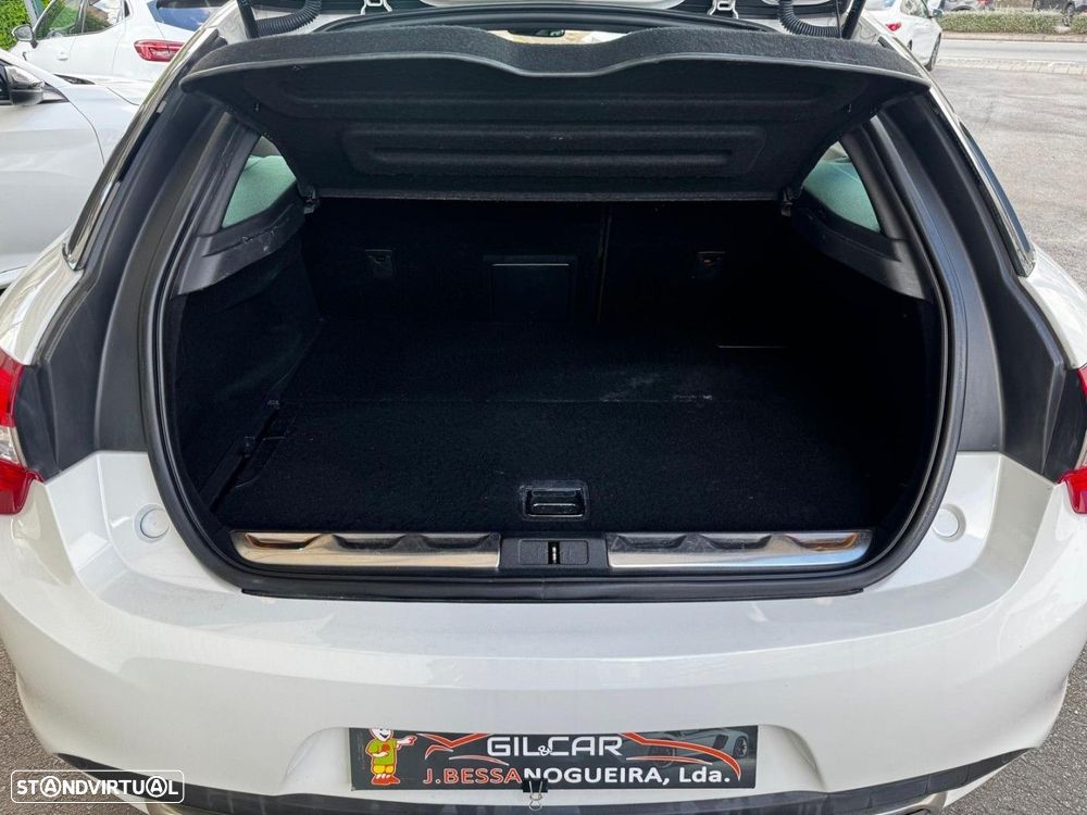 Citroën DS5 2.0 HDi Hybrid4 So Chic CMP6 - 29
