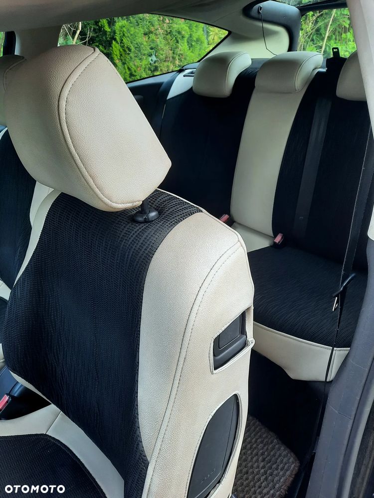 Citroën C4 1.6 16V VTR - 5