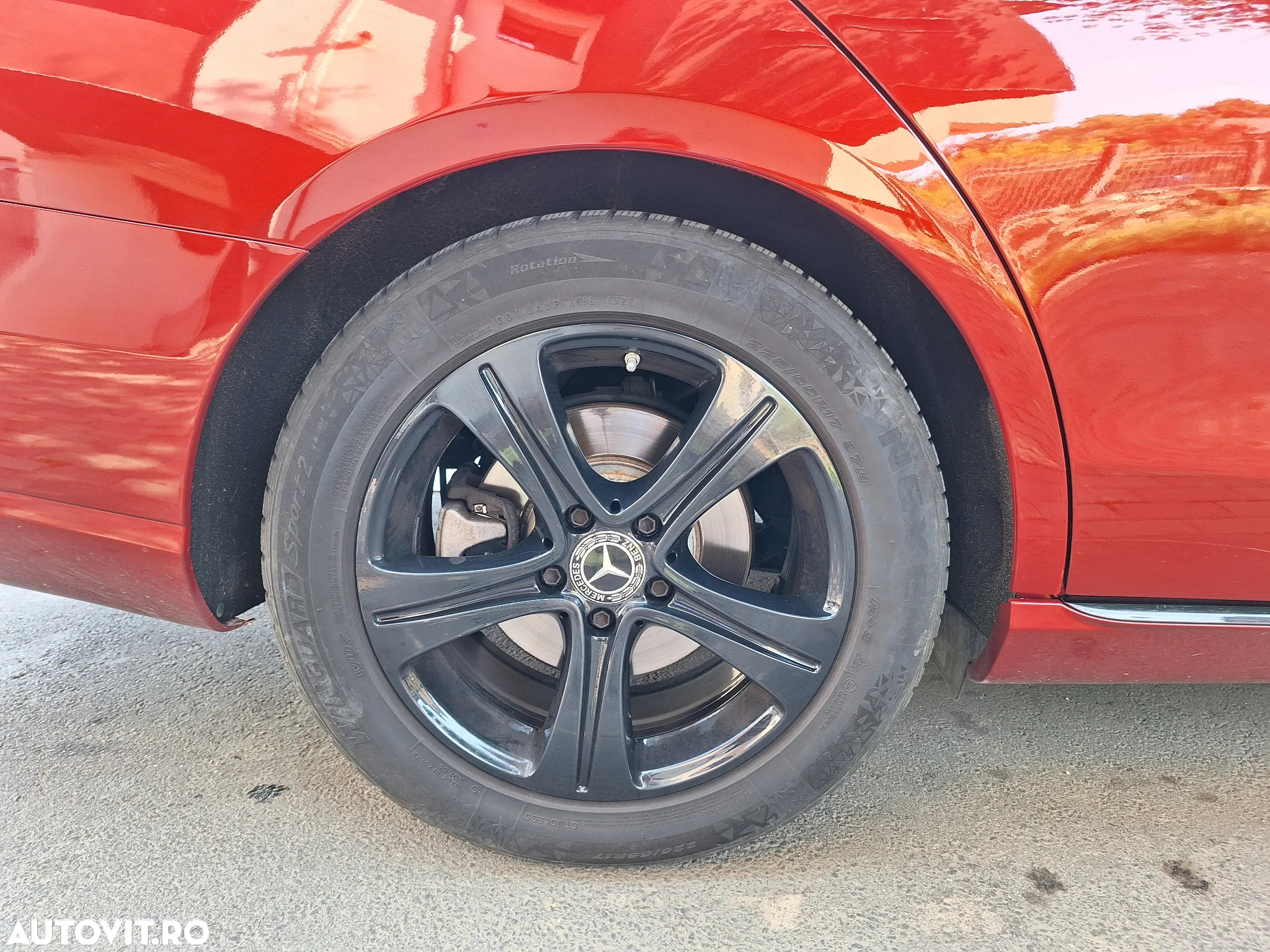 Mercedes-Benz E 220 d 9G-TRONIC Avantgarde - 5