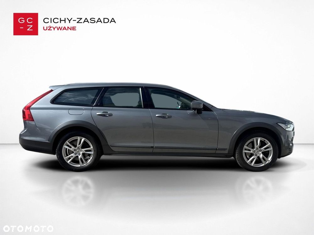 Volvo V90 Cross Country D5 AWD Pro - 6