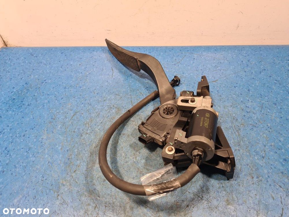 CHRYSLER 300C 3.0 CRD PEDAŁ GAZU - 10