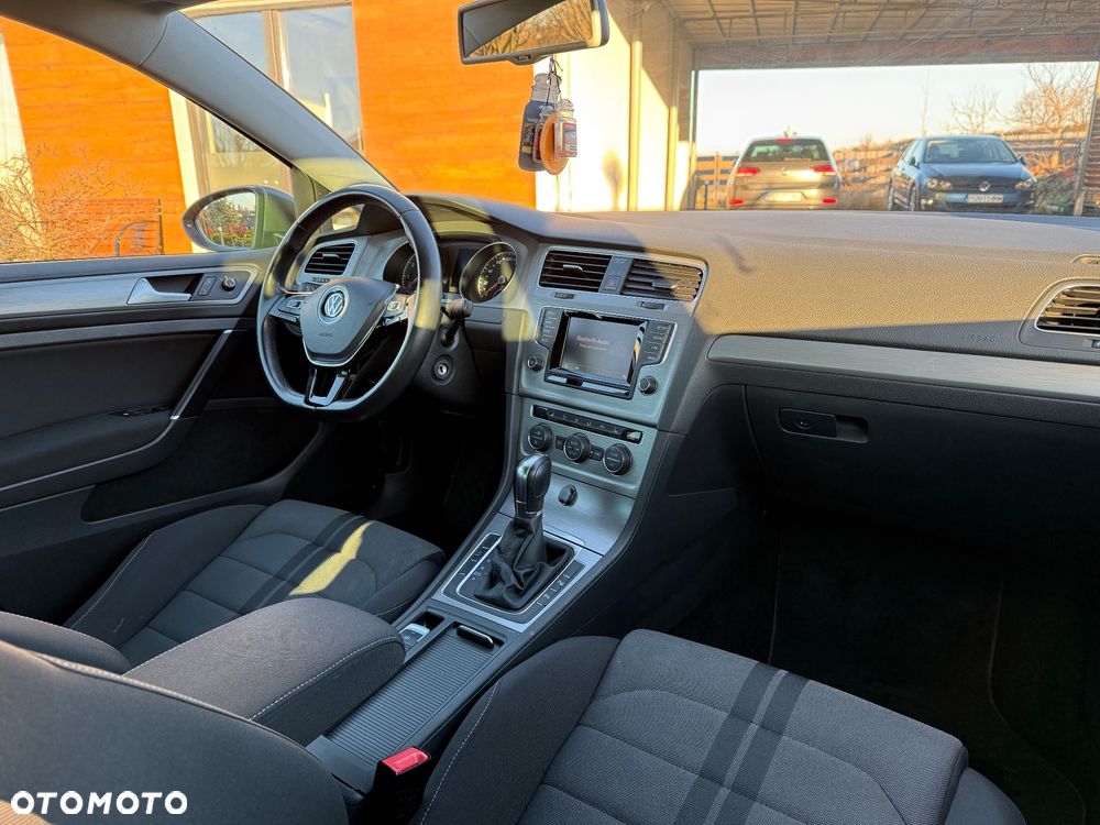 Volkswagen Golf 1.2 TSI DSG Comfortline - 25