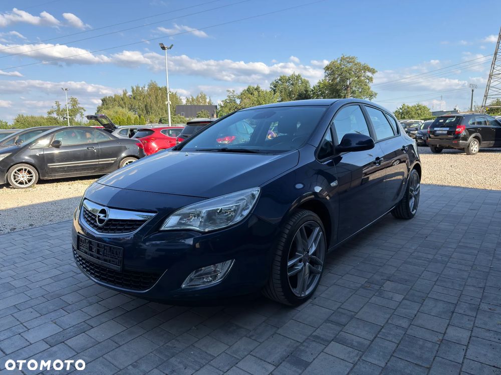 Opel Astra 1.4 T Cosmo - 21