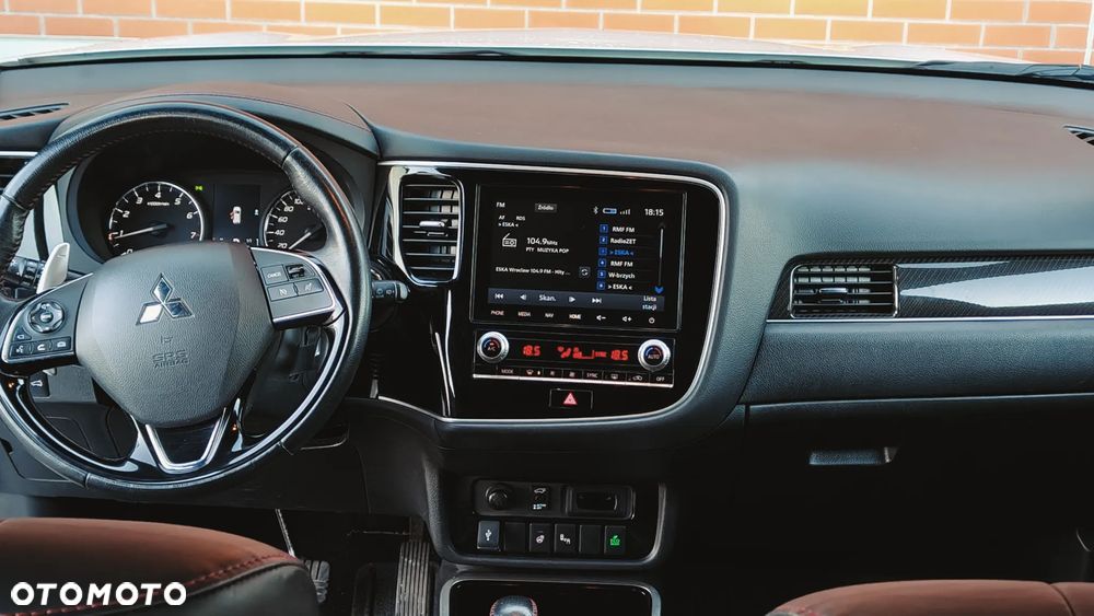 Mitsubishi Outlander - 13