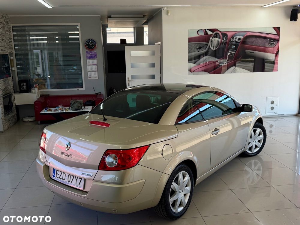 Renault Megane 2.0 Luxe Privilege - 12