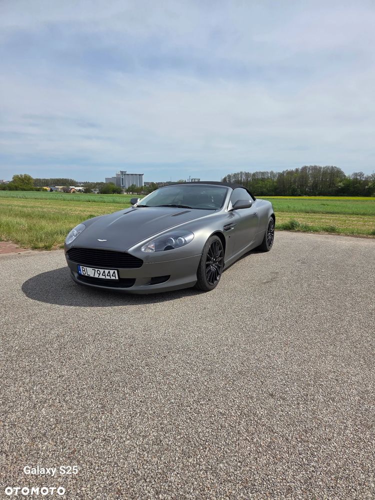 Aston Martin DB9 - 2