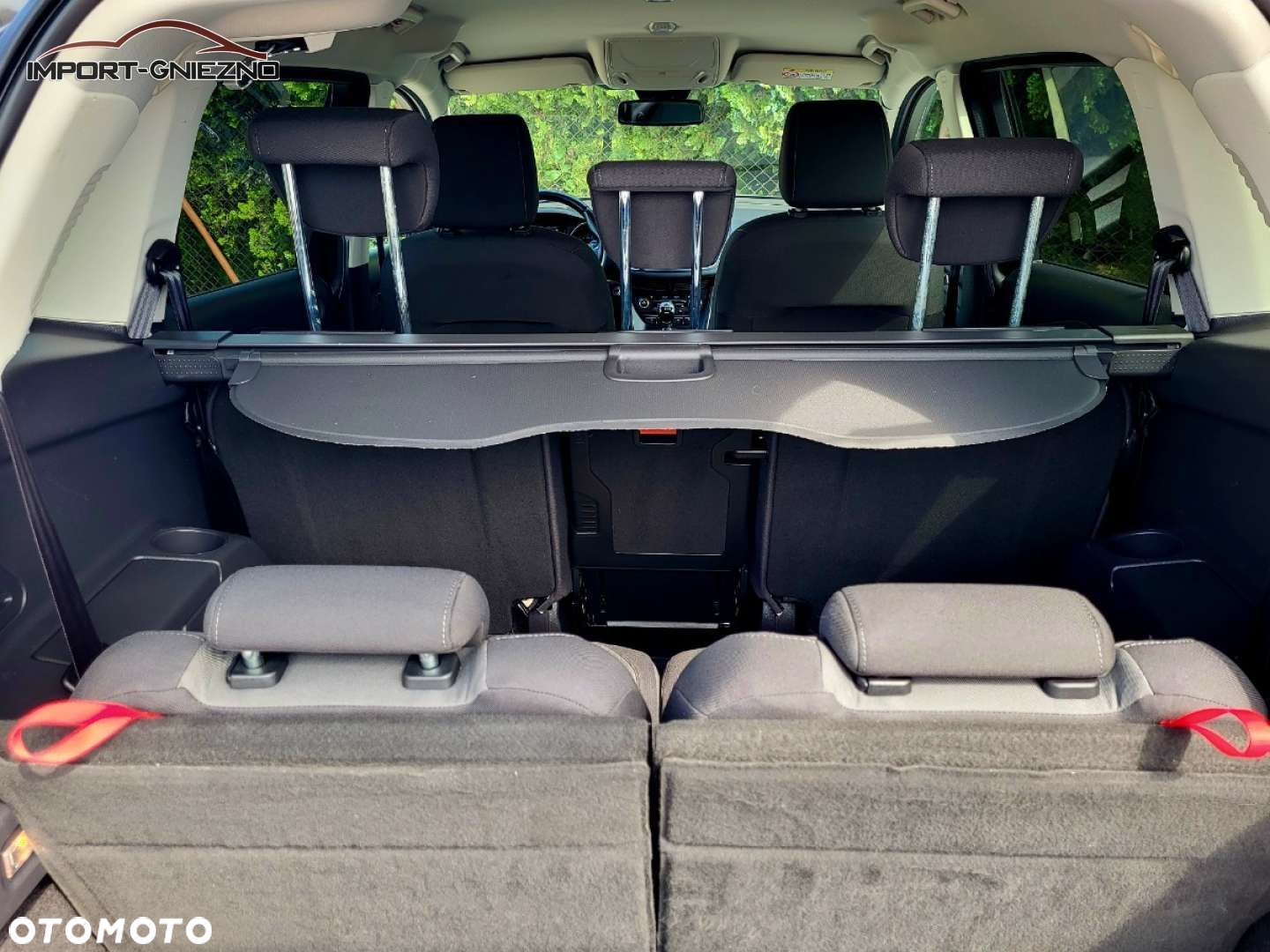 Ford Grand C-MAX - 29
