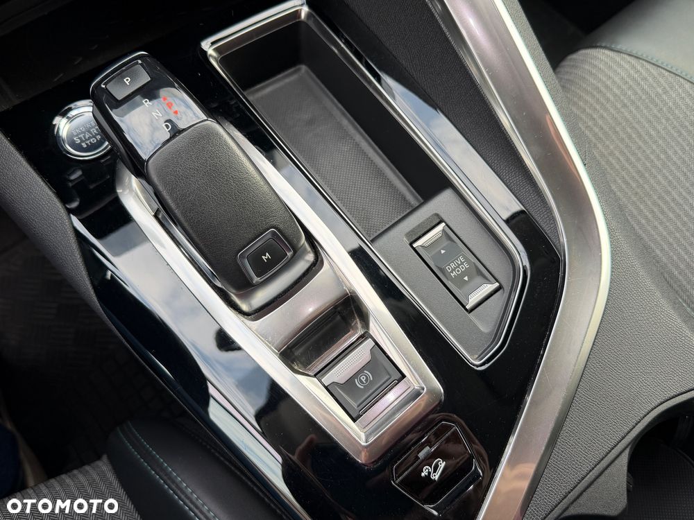 Peugeot 5008 BlueHDi 130 EAT8 Allure Pack - 29