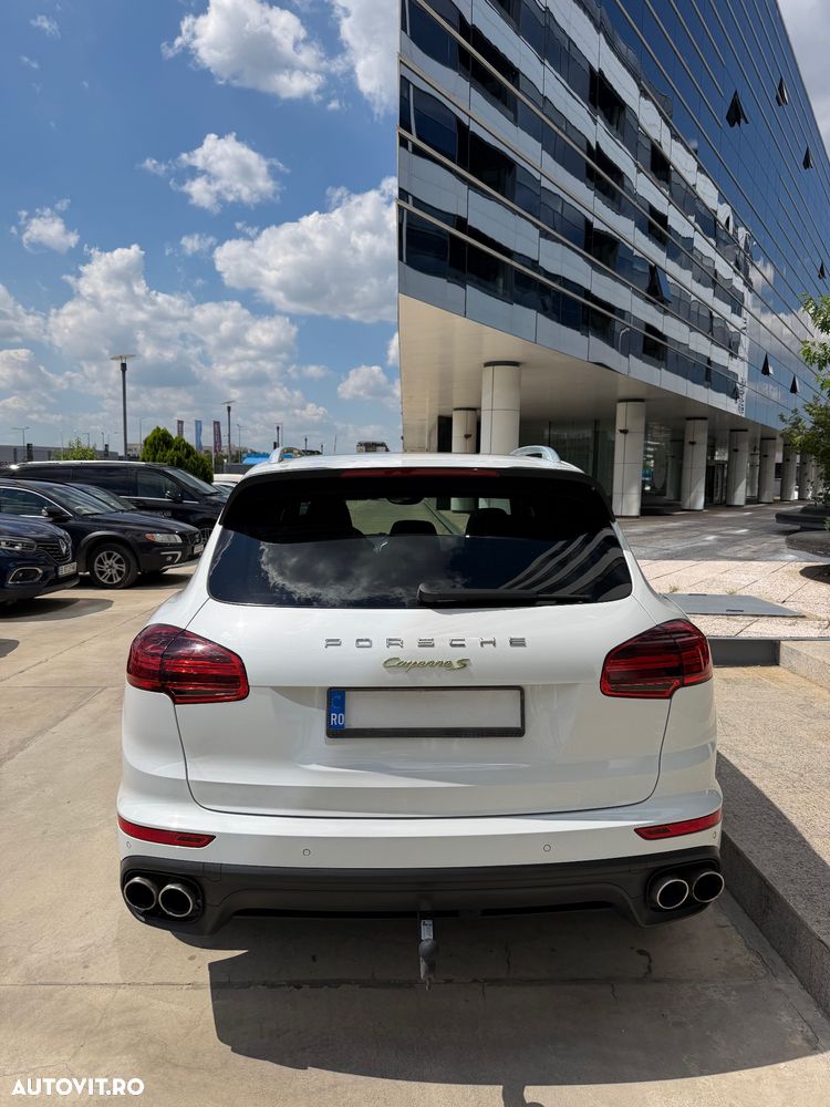 Porsche Cayenne - 6