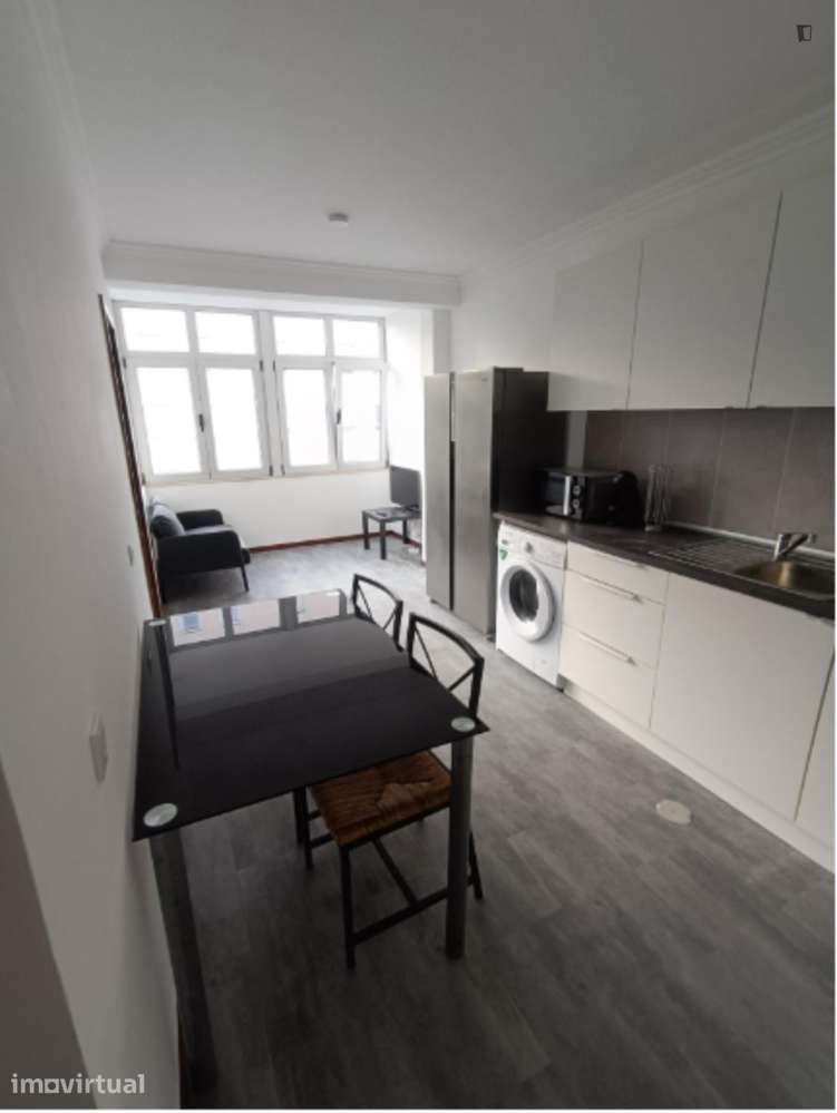 Quarto - localizado em Olivais Coimbra - Grande imagem: 5/10