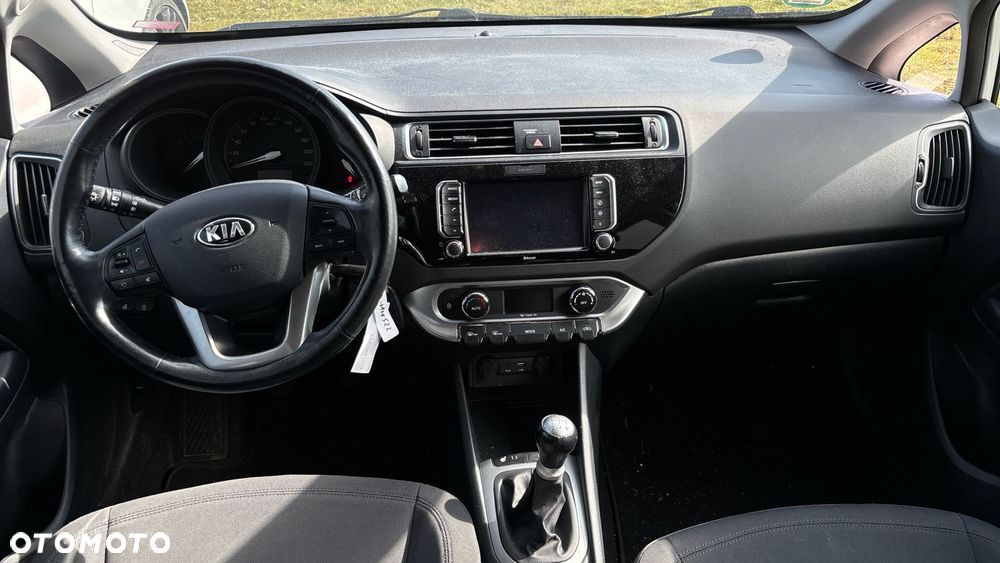 Kia Rio 1.2 Dream Team Edition - 21