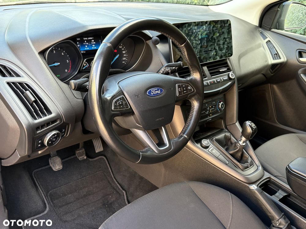 Ford Focus 1.6 TDCi DPF Start-Stopp-System Trend - 10