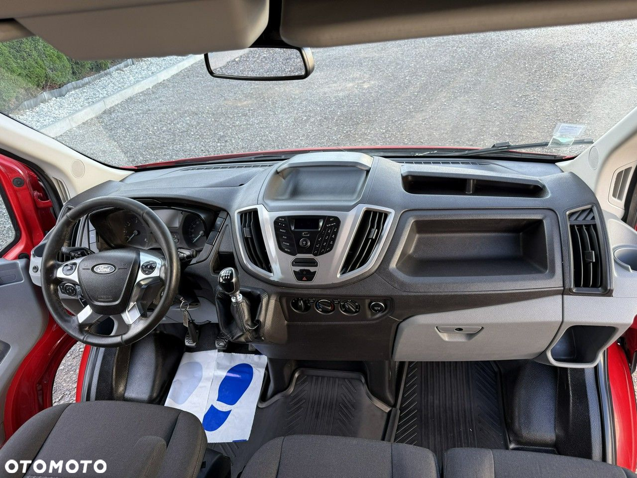 Ford Transit - 13