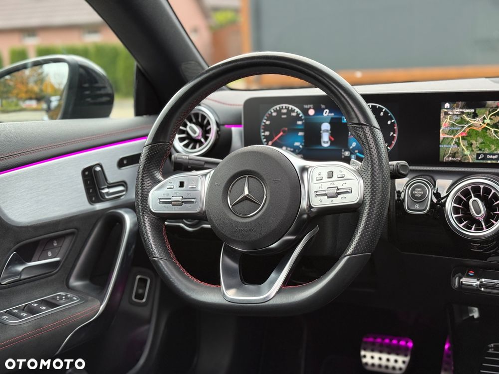 Mercedes-Benz CLA 200 AMG Line 7G-DCT - 17