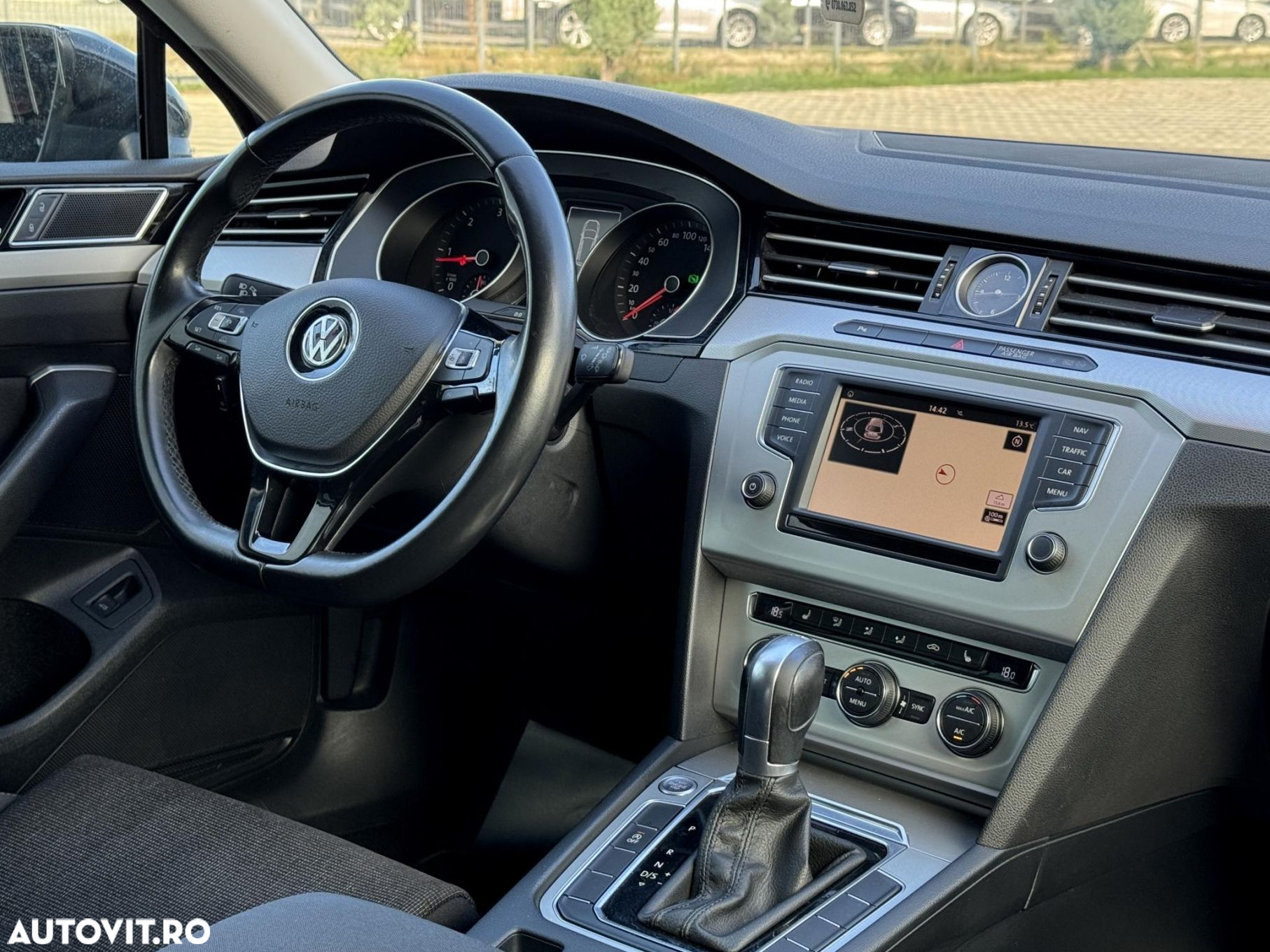 Volkswagen Passat - 7