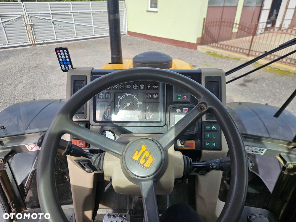 JCB FASTRAC 1135 - 8