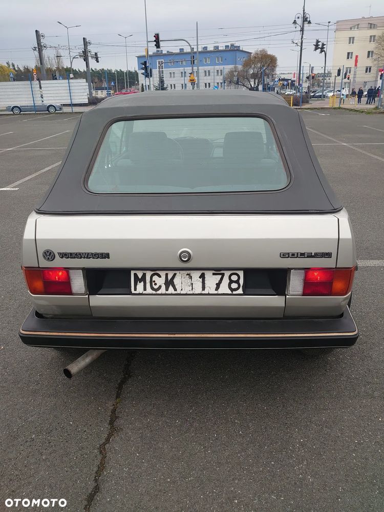Volkswagen Golf 1.8 GTI - 5