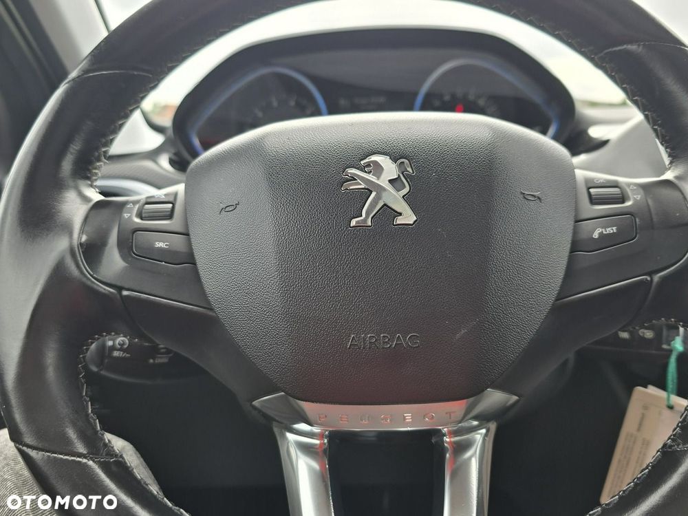 Peugeot 2008 - 22