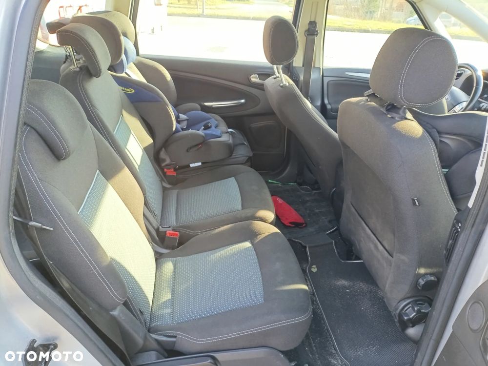 Ford S-Max 2.0 TDCi Trend - 6