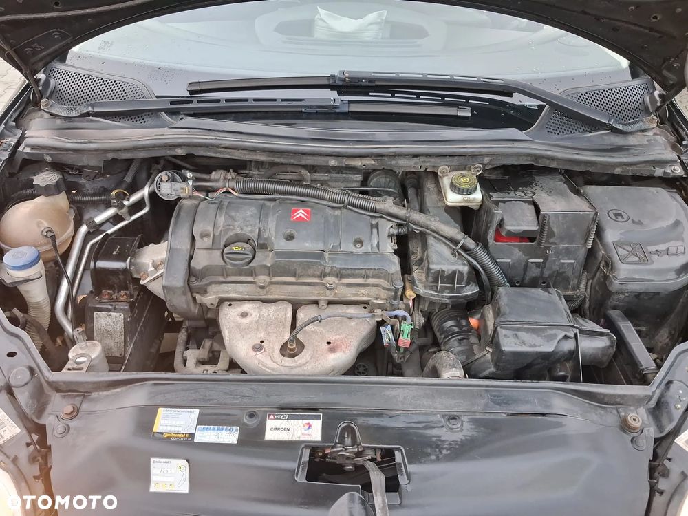 Citroën C4 1.6 16V SX - 18