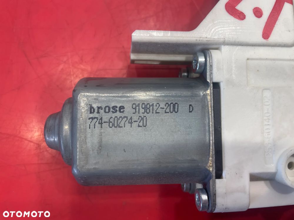 Silniczek szyby lewy tył Skoda Superb 2 8K0959811A - 3